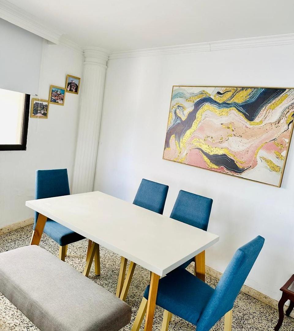 2b In With Views, Pool, Wifi&balcón *