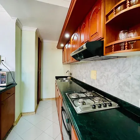 2b In With Views, Pool, Wifi&balcón
