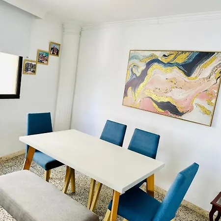 2b In With Views, Pool, Wifi&balcón *